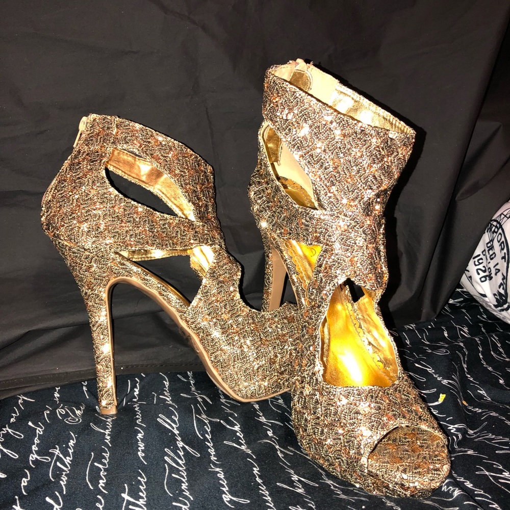 Glitter shoes!!